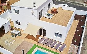 Villa Calma Climatized Pool Private Jacuzzi Spa In Tarajalejo